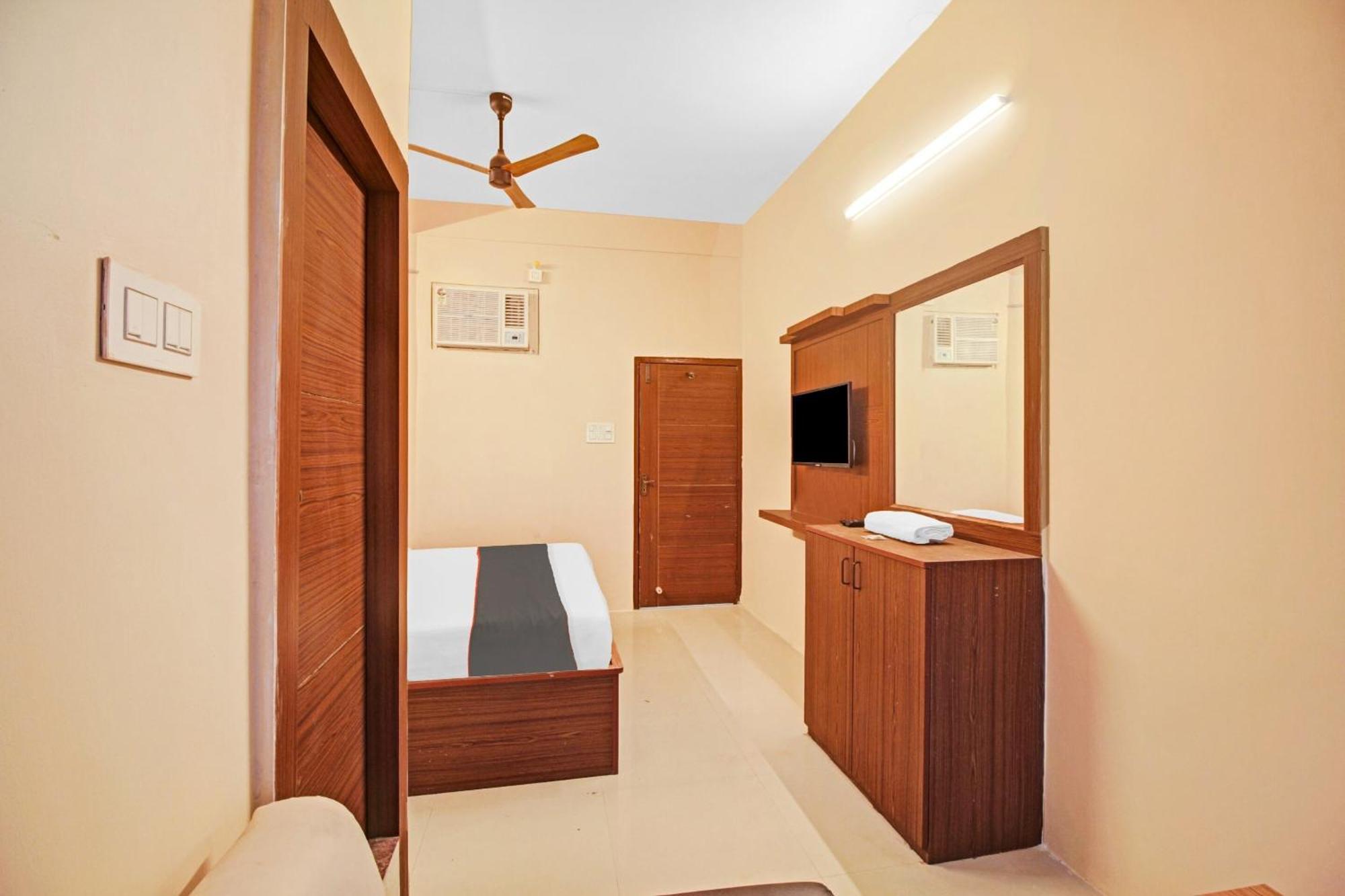 Gauripur  Super Collection O Hotel Aqua Villa Near Netaji Subhash Chandra Bose International Airport מראה חיצוני תמונה